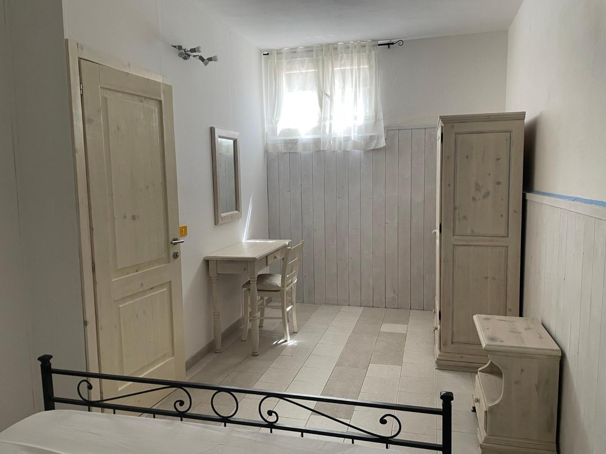 Bilocale Con Spazio Esterno Casa Azara Bagian luar foto